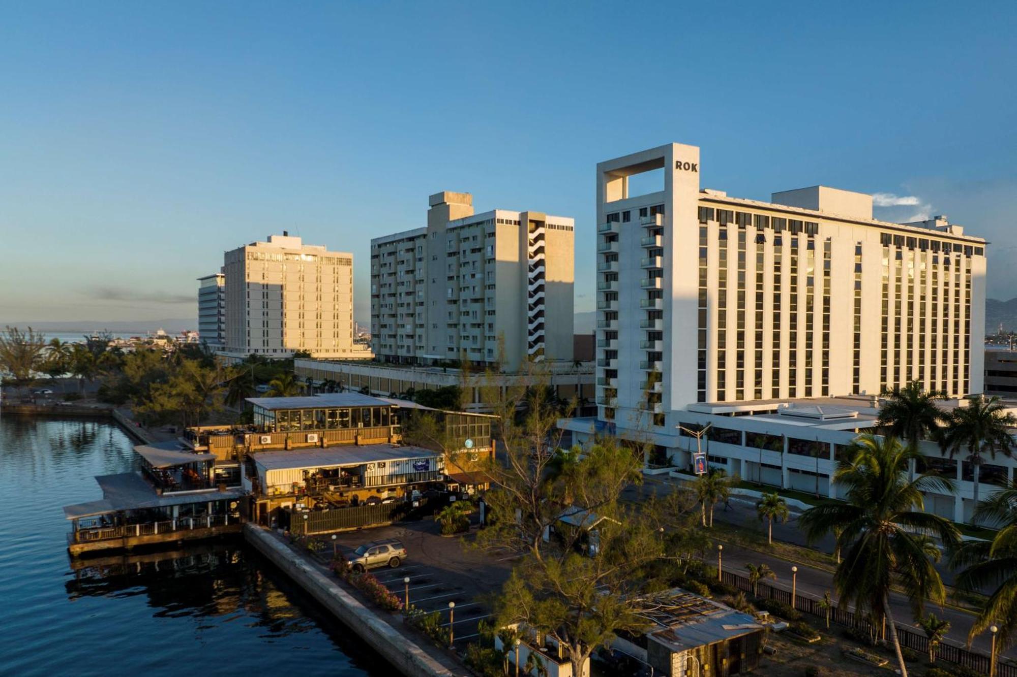 Rok Hotel Kingston Tapestry Collection By Hilton Exterior foto