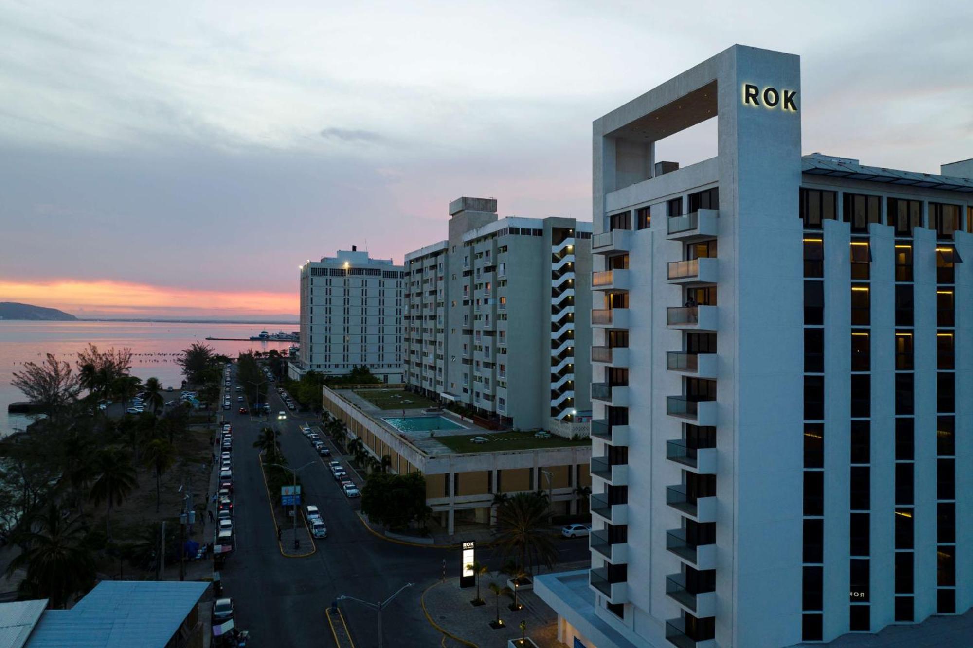 Rok Hotel Kingston Tapestry Collection By Hilton Exterior foto