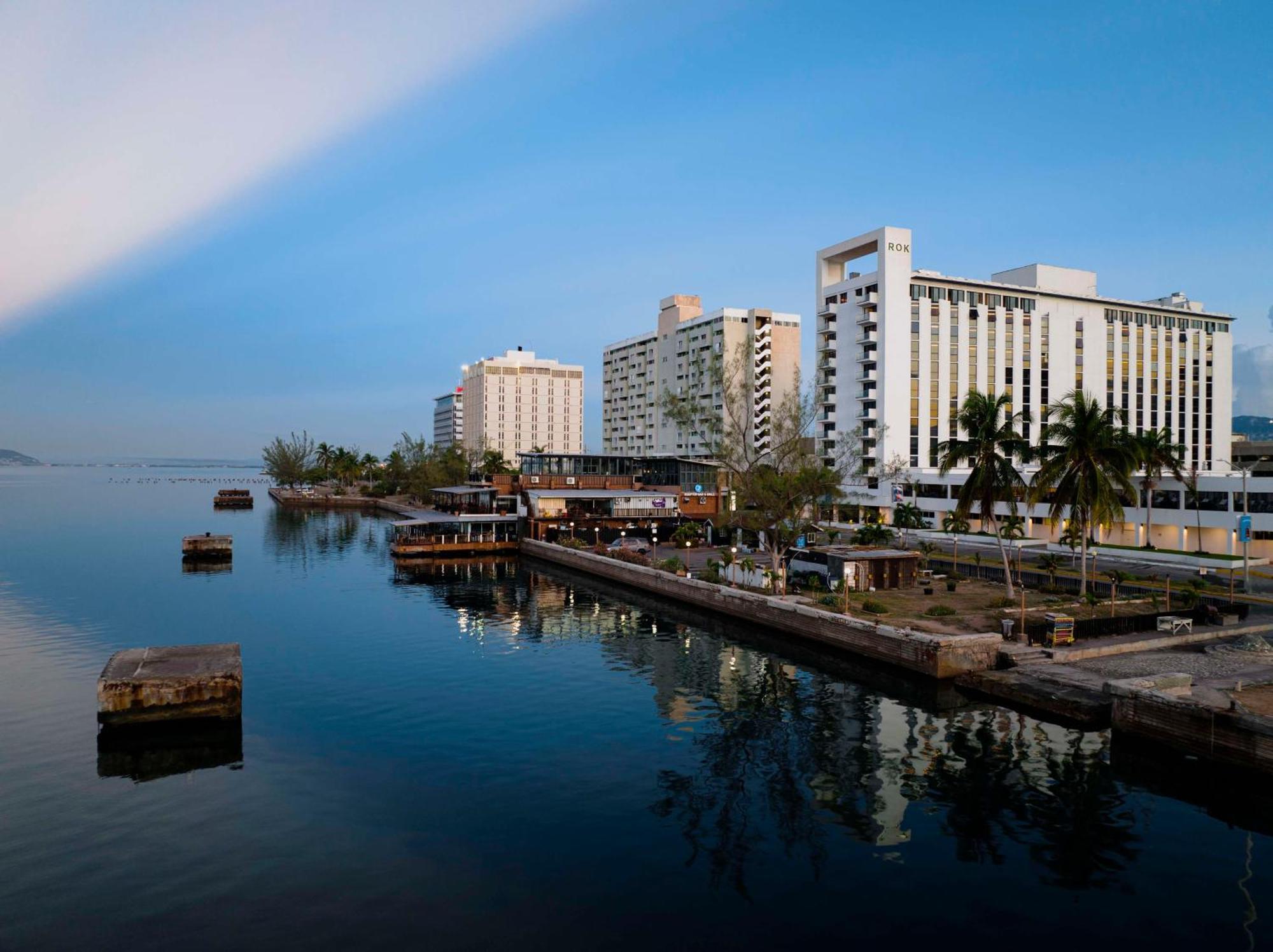 Rok Hotel Kingston Tapestry Collection By Hilton Exterior foto